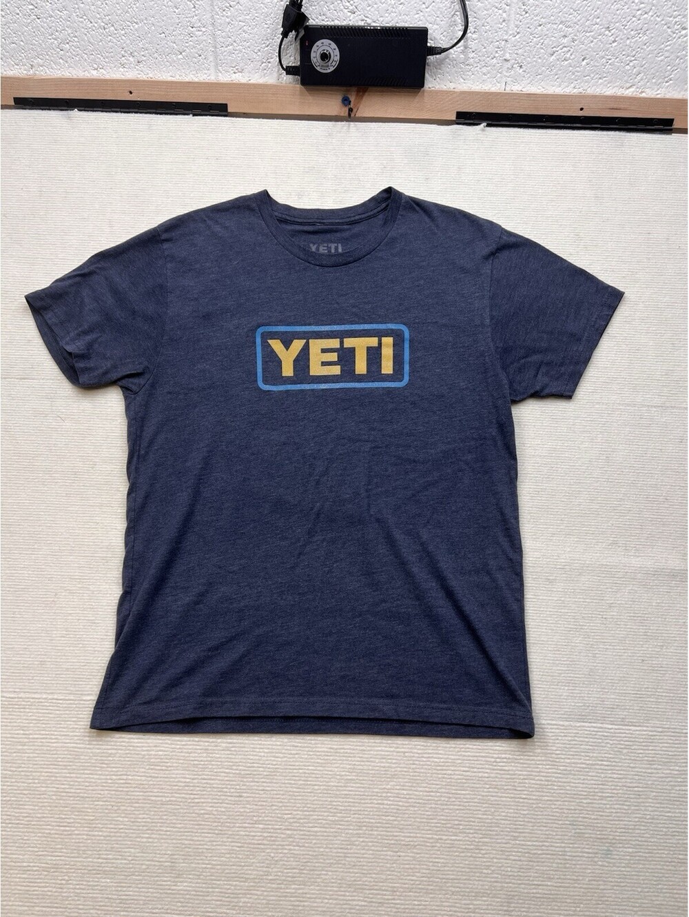 Yeti Men’s Blue T-Shirt Size Large